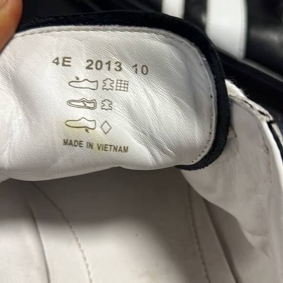 Prada sneakers - Picture 9 of 10